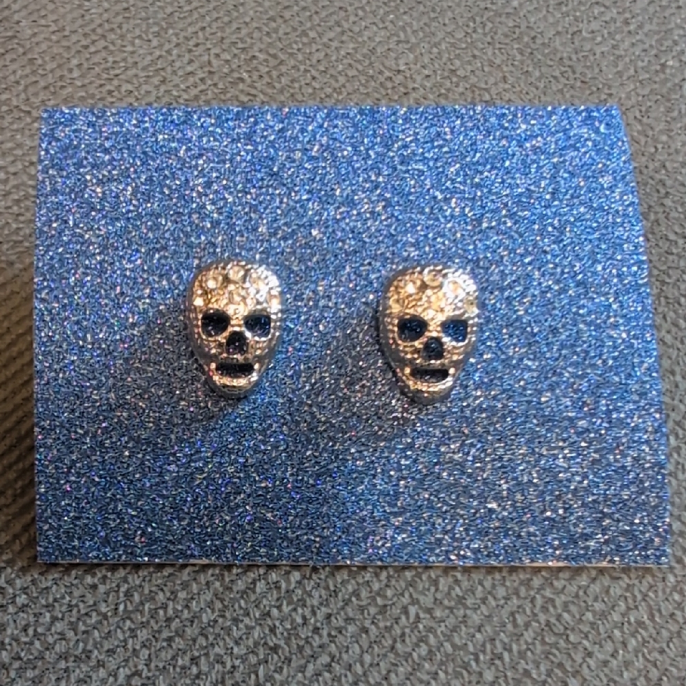 Rhinestone Skull Stud Earrings - Silver